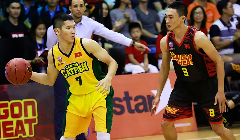 Tay Vợt Bóng Rổ Nam Hàng Đầu