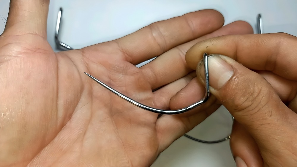 Cách Băng Cựa Gà Đá