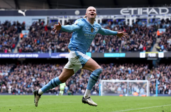 Erling Haaland vs Kylian Mbappé